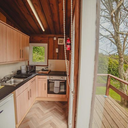 Timber Hill Self Catering Cedar Lodges Броуд Хейвън Екстериор снимка