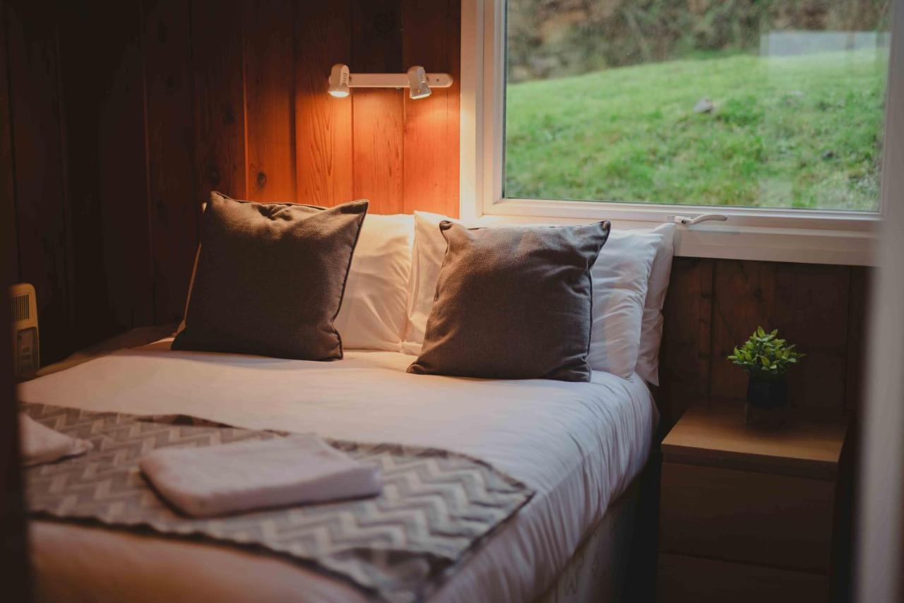 Timber Hill Self Catering Cedar Lodges Броуд Хейвън Екстериор снимка
