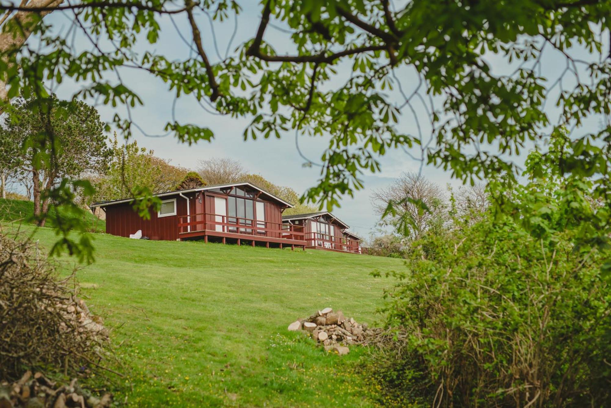 Timber Hill Self Catering Cedar Lodges Броуд Хейвън Екстериор снимка